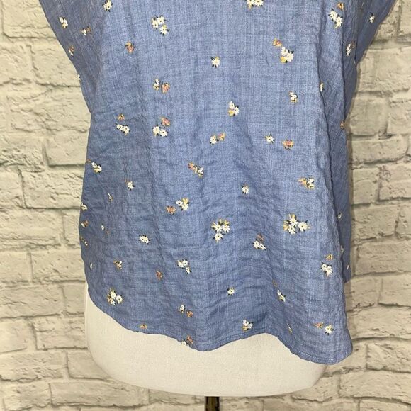Ana women XS v-neck short sleeve floral print top blue brand new - Picture 2 of 10